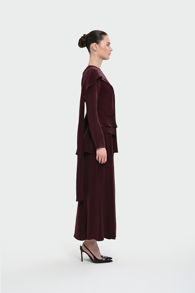 9142 MS SUIT