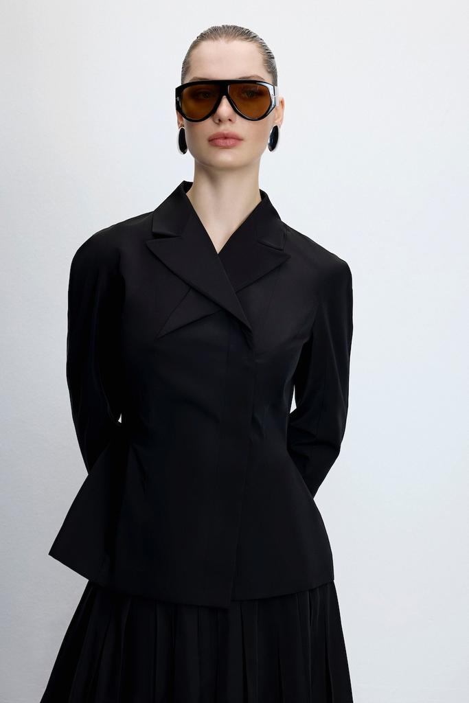 MS SUIT
