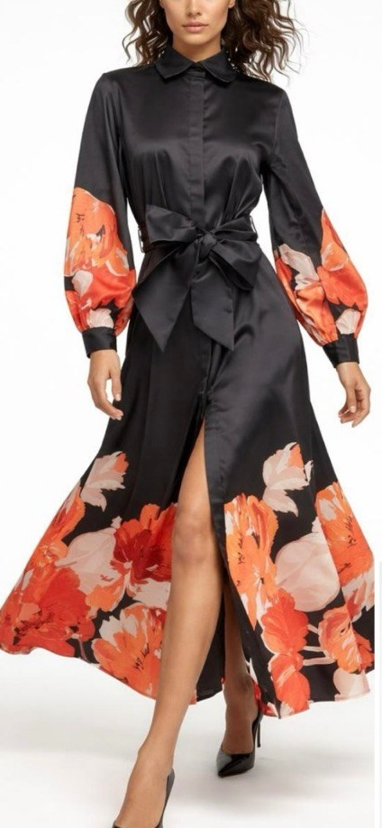 فستان أسود  مطبوع بزهور 