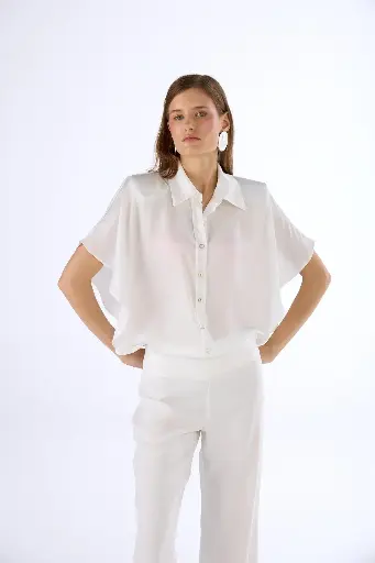 [25S1559] Beyond Satin Shirt Form