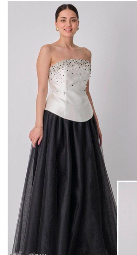 [2518043] Evening Dress Decorated with Stones and Feathers