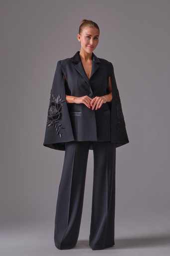 [2524005] Embroidered Floral Jacket with Cape