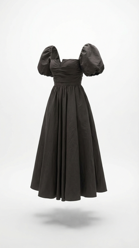 Maxi skirt, a symbol of elegance